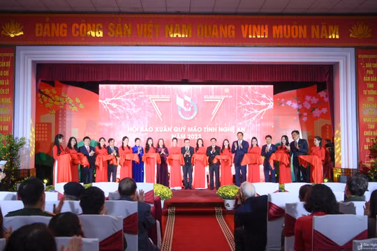 Khai mạc Hội báo xuân tỉnh Nghệ An năm 2023