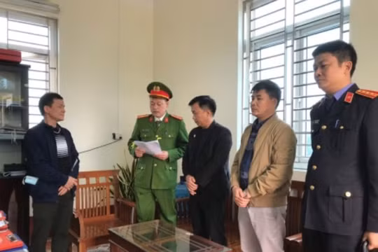 Nóng: Bắt Giám đốc Công ty cổ phần đăng kiểm xe cơ giới Thái Nam