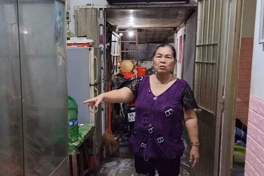 Cà Mau: Hơn 100 căn nhà bị thiệt hại và 2 tàu cá bị chìm do mưa bão
