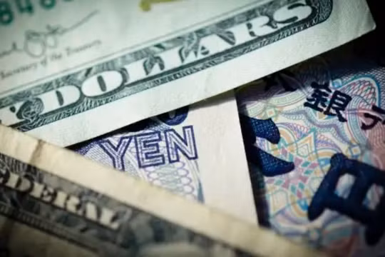 Đồng USD: “Dò đáy” ở thị trường châu Á, phục hồi trong nước