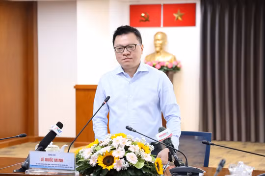 Nhà báo Lê Quốc Minh thăm và làm việc với Trung tâm Báo chí TP Hồ Chí Minh