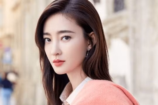 Mỹ nhân 'Tây Du Ký' khổ sở vì chồng lừa đảo và nợ nần