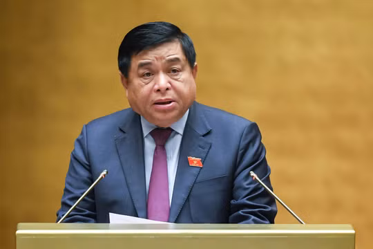 Lựa chọn địa bàn có điều kiện thuận lợi nhất để hình thành các vùng động lực quốc gia