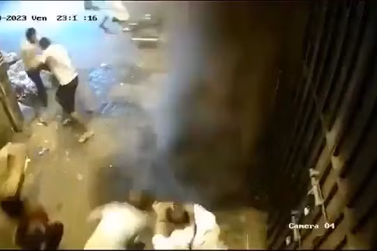 Video ghi lại khoảnh khắc trận động đất kinh hoàng ở Morocco
