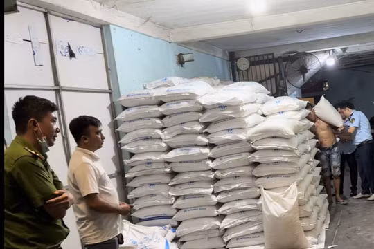 TP HCM: Phát hiện nhiều hàng hóa vi phạm trong tháng an toàn thực phẩm