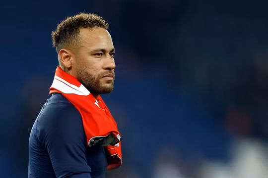 Ten Hag nói về khả năng MU chiêu mộ Neymar