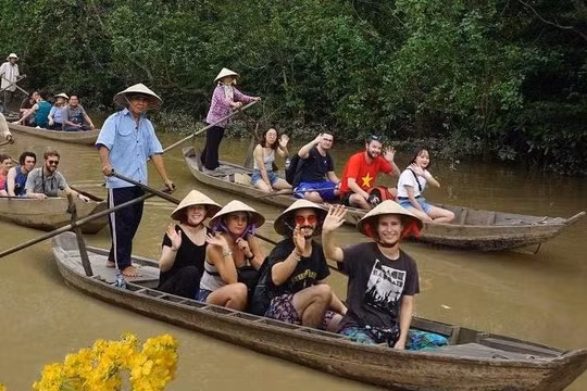 Trải nghiệm, khám phá miệt vườn sông nước Vĩnh Long