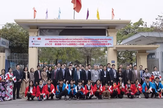 Thống đốc tỉnh Nigata, Nhật Bản thăm và làm việc với Trường Cao đẳng Công nghệ và Thương mại Hà Nội