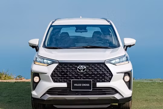 Hơn 300 xe Toyota Veloz Cross bị triệu hồi vì lỗi bảng đồng hồ hiển thị