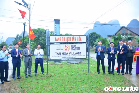 Tân Hóa – Làng duy nhất của Việt Nam được vinh danh là Làng Du lịch tốt nhất thế giới