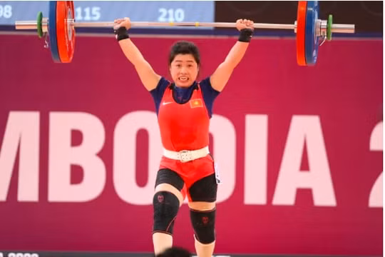 Bảng tổng sắp huy chương SEA Games 32 ngày 16/5: Việt Nam vượt chỉ tiêu, vững ngôi số 1
