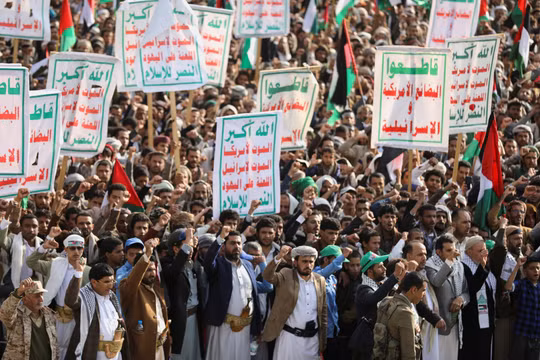 Phiến quân Houthi phóng tên lửa đạn đạo vào nhiều mục tiêu của Israel