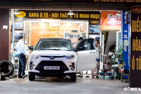 Lượng khách tăng gấp 2-3 lần, dịch vụ rửa ô tô hốt bạc ngày lễ