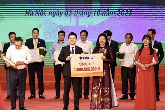 T&T Group ủng hộ 1 tỷ đồng cho Quỹ “Vì người nghèo” thành phố Hà Nội