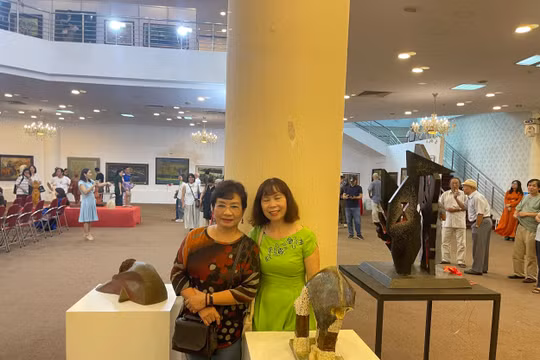 Chiêm ngưỡng các tác phẩm hội họa qua Triển lãm mỹ thuật Thủ đô 2023