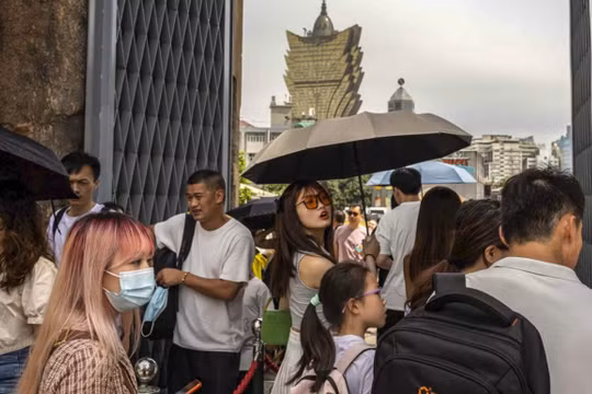 Sòng bạc Macao ‘trúng số độc đắc’ nhờ làn sóng du khách Trung Quốc