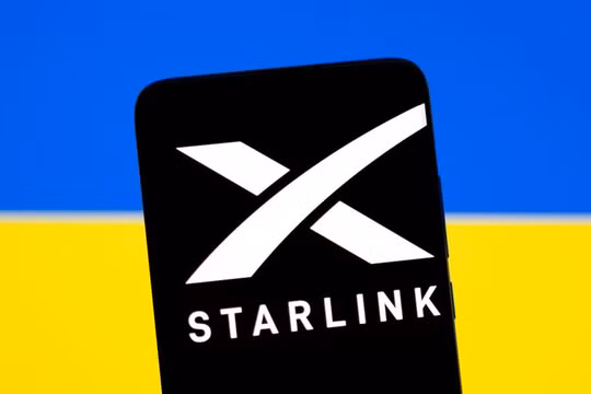 Starlink được Lầu Năm Góc chọn cung cấp dịch vụ vệ tinh cho Ukraine