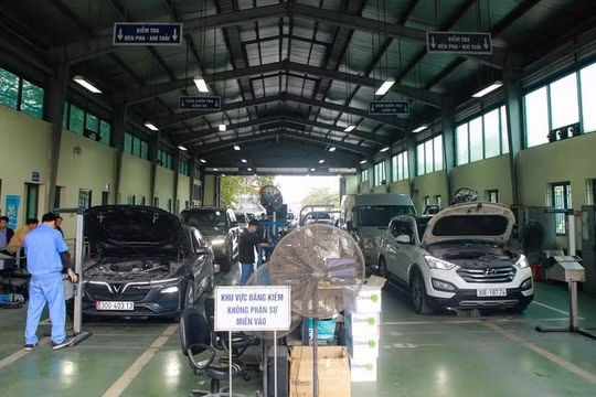 Công bố đường dây nóng phản ánh tiêu cực của hoạt động đăng kiểm