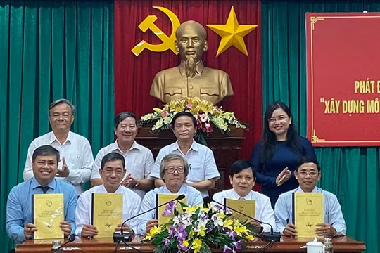 Phú Yên phát động phong trào thi đua “Xây dựng môi trường văn hóa trong các cơ quan báo chí”