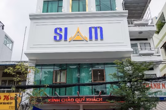 Xử phạt hai bác sĩ chỉ định dịch vụ vì vụ lợi tại Viện thẩm mỹ Siam Thái Lan