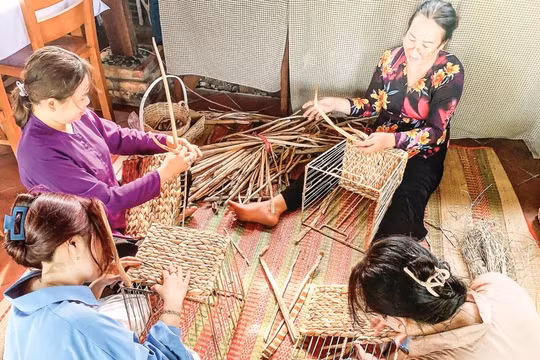 Đưa nghề truyền thống vào hoạt động du lịch ở Cần Thơ