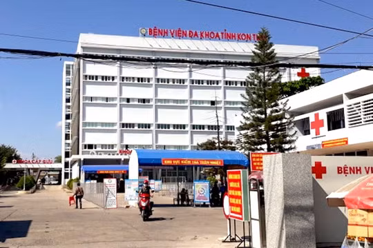 Kế toán một ban quản lý dự án ở Kon Tum nhảy lầu tự tử tại bệnh viện