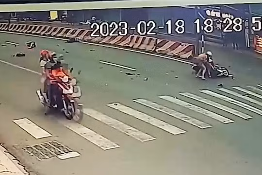 Bình Phước: Tai nạn giữa 3 xe máy, 1 người chết, 4 người bị thương