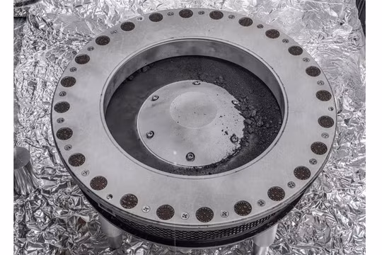 Phát hiện 'sự sống' trong mẫu tiểu hành tinh của NASA