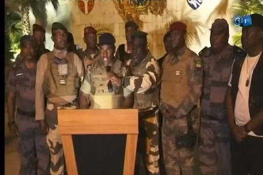 Sau Niger, quân đội lại đảo chính và lật đổ Tổng thống ở Gabon