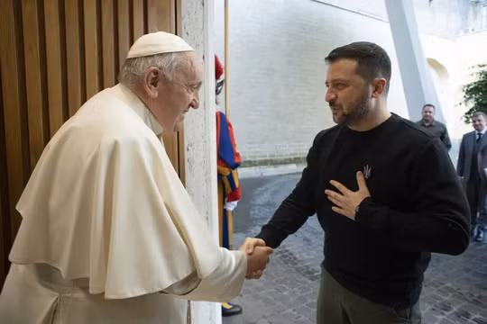 Tổng thống Zelenskyy gặp gỡ Giáo hoàng Francis, kêu gọi hòa bình cho Ukraine
