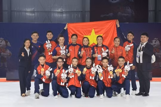 Aerobic Việt Nam xuất sắc giành trọn bộ 5 HCV tại SEA Games 32