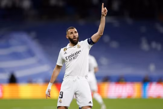 Tiền đạo Karim Benzema chính thức chia tay Real Madrid