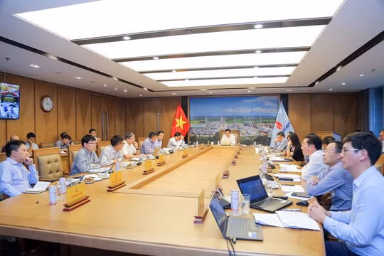 Petrovietnam tập trung tháo gỡ các "nút thắt" trong công tác đầu tư