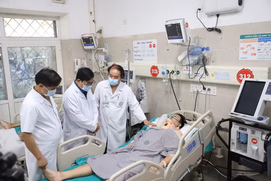 Bộ Y tế hoan nghênh các bệnh viện đã cứu chữa kịp thời bệnh nhân gặp hỏa hoạn