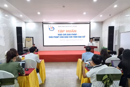 Tập huấn ‘Báo chí giải pháp: Giải pháp cho báo chí thời đại số’