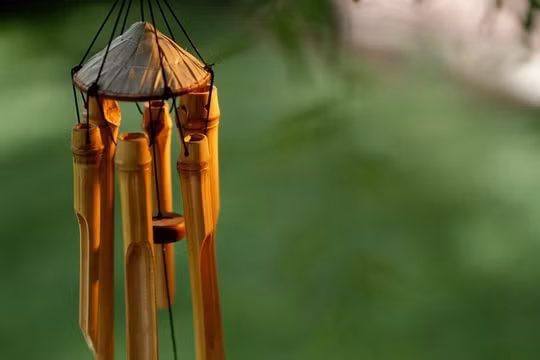 Vị trí treo chuông gió mang lại phong thủy tốt cho gia chủ
