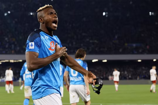 Arsenal dẫn đầu cuộc đua giành Victor Osimhen