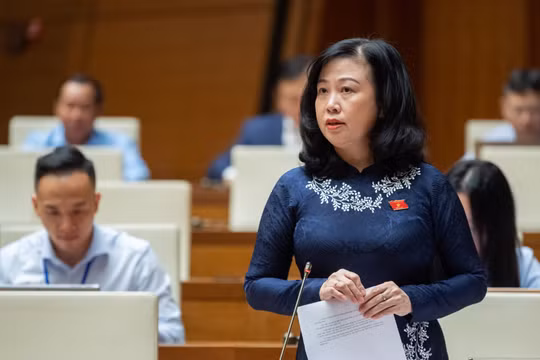 Cần giải quyết kịp thời tình trạng bệnh nhân đóng bảo hiểm nhưng khi khám, chữa bệnh vẫn phải mua thuốc bên ngoài