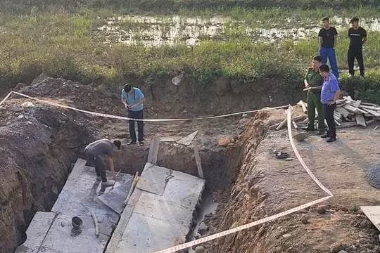 Sập tấm đan khi thi công cao tốc, hai công nhân tử vong