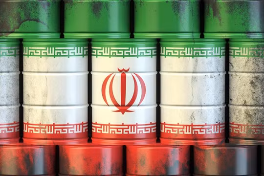 Cách xuất khẩu dầu thô Iran “lách” trừng phạt của Mỹ
