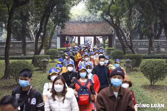 Phát triển toàn diện du lịch Thủ đô đạt cả về quy mô và chất lượng dịch vụ