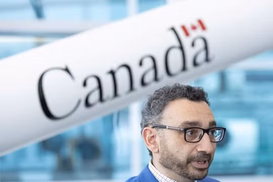 Thêm 3 thành viên nội các Canada từ chức