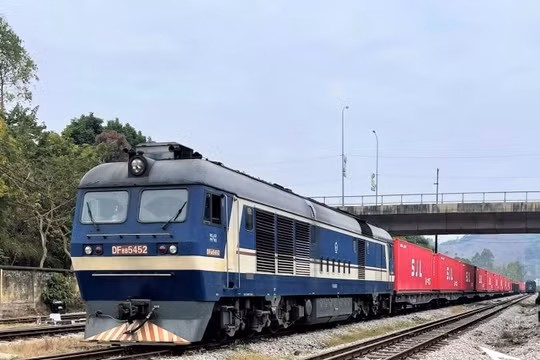 Ngành đường sắt khai thác đoàn tàu chuyên container Việt Nam - Kazakhstan