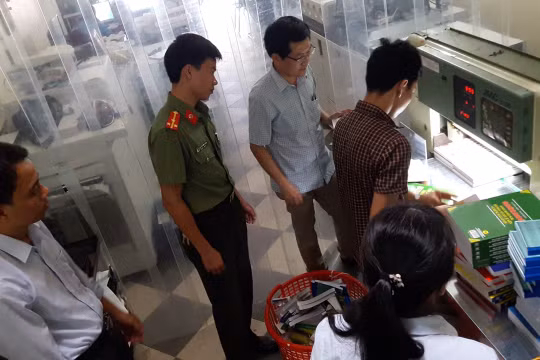 Thanh Hoá: Xử phạt 8 triệu đồng đối với cơ sở kinh doanh sách lậu