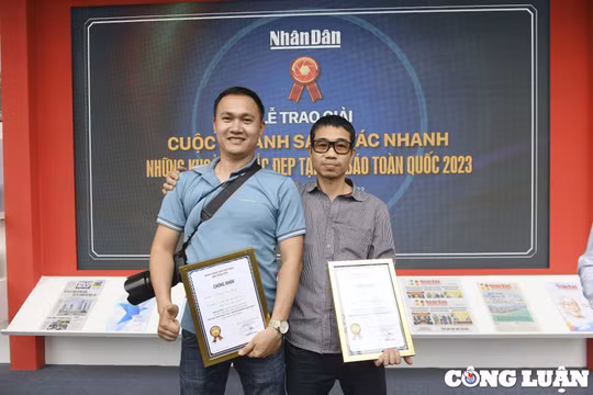 Báo Nhân Dân trao giải "Những khoảnh khắc đẹp của Hội Báo toàn quốc 2023"