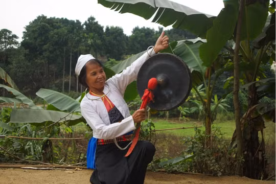 Về Thủ Đô nghe tiếng “chiêng Mường” đồng vọng