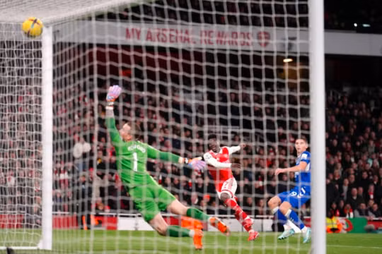 Đánh bại Everton, Arsenal khẳng định tham vọng vô địch Ngoại hạng Anh