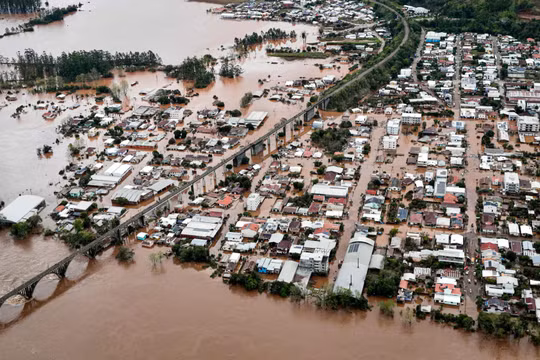 Số người thiệt mạng vì mưa lớn và lũ lụt ở Brazil tăng lên 36