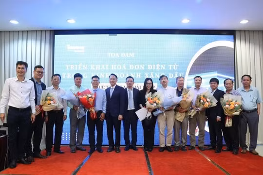 Bàn giải pháp tháo gỡ khó khăn khi triển khai Hóa đơn điện tử trong bán lẻ xăng dầu