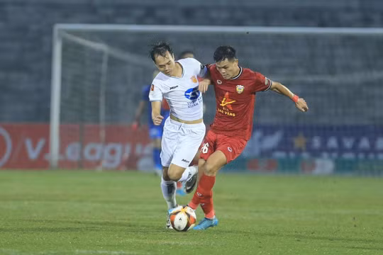 Nhận định Nam Định vs Thể Công Viettel, 18h00 ngày 27/12, vòng 8 V.League 2023/24